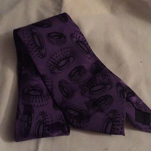 NICOLE MILLER PURPLE TIRE TIE 100% SILK